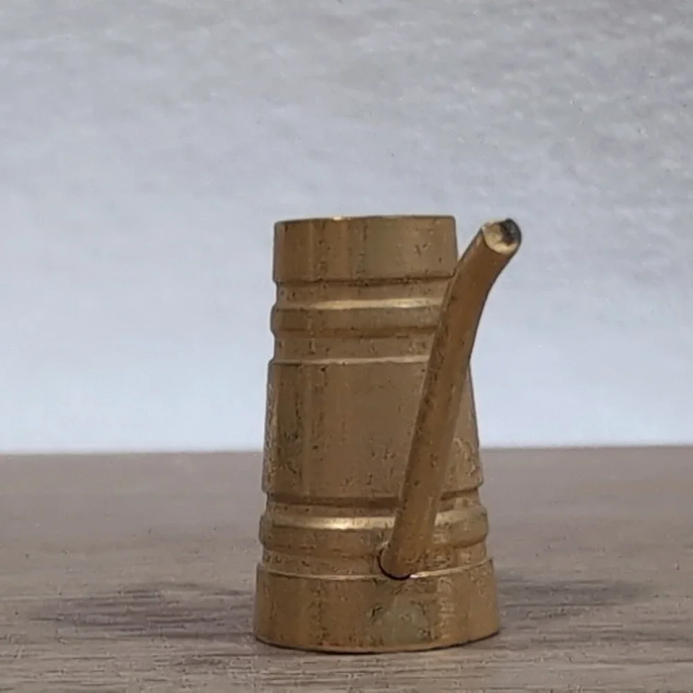 Vtg Miniature Dollhouse Accessory Metal‎ Teapot Pitcher Kitchen Missing Lid/Top